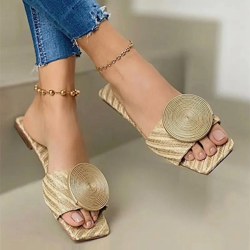 2025 New Summer Round Woman Buckle Sandals Solid Flats Sandals Women Beach Casual Slippers Fashion Ladies Plus Size