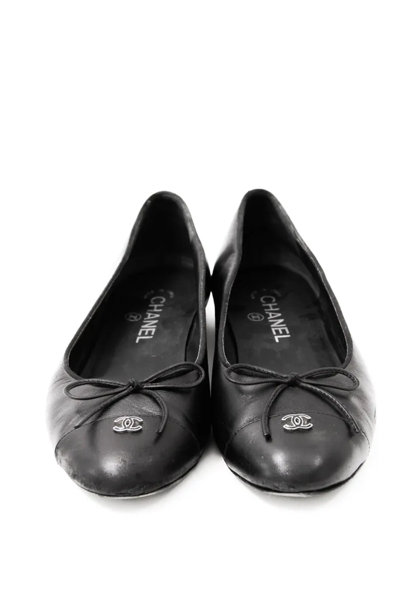 CAP TOE BALLET FLATS