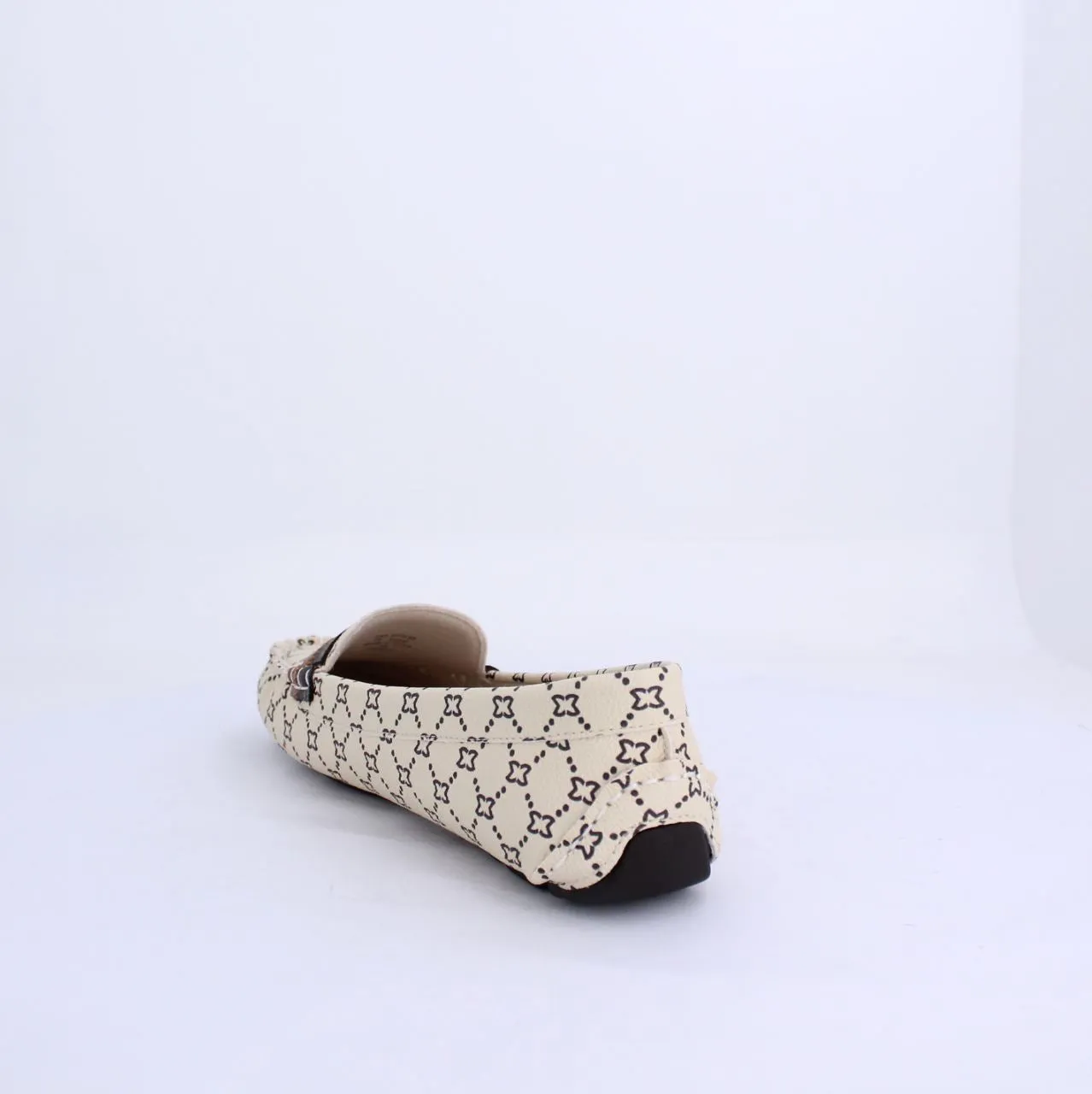 CAROLINA-MOCCASINS-FLATS-BEIGE