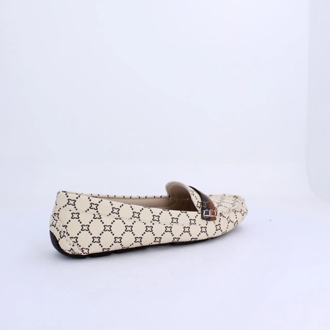 CAROLINA-MOCCASINS-FLATS-BEIGE