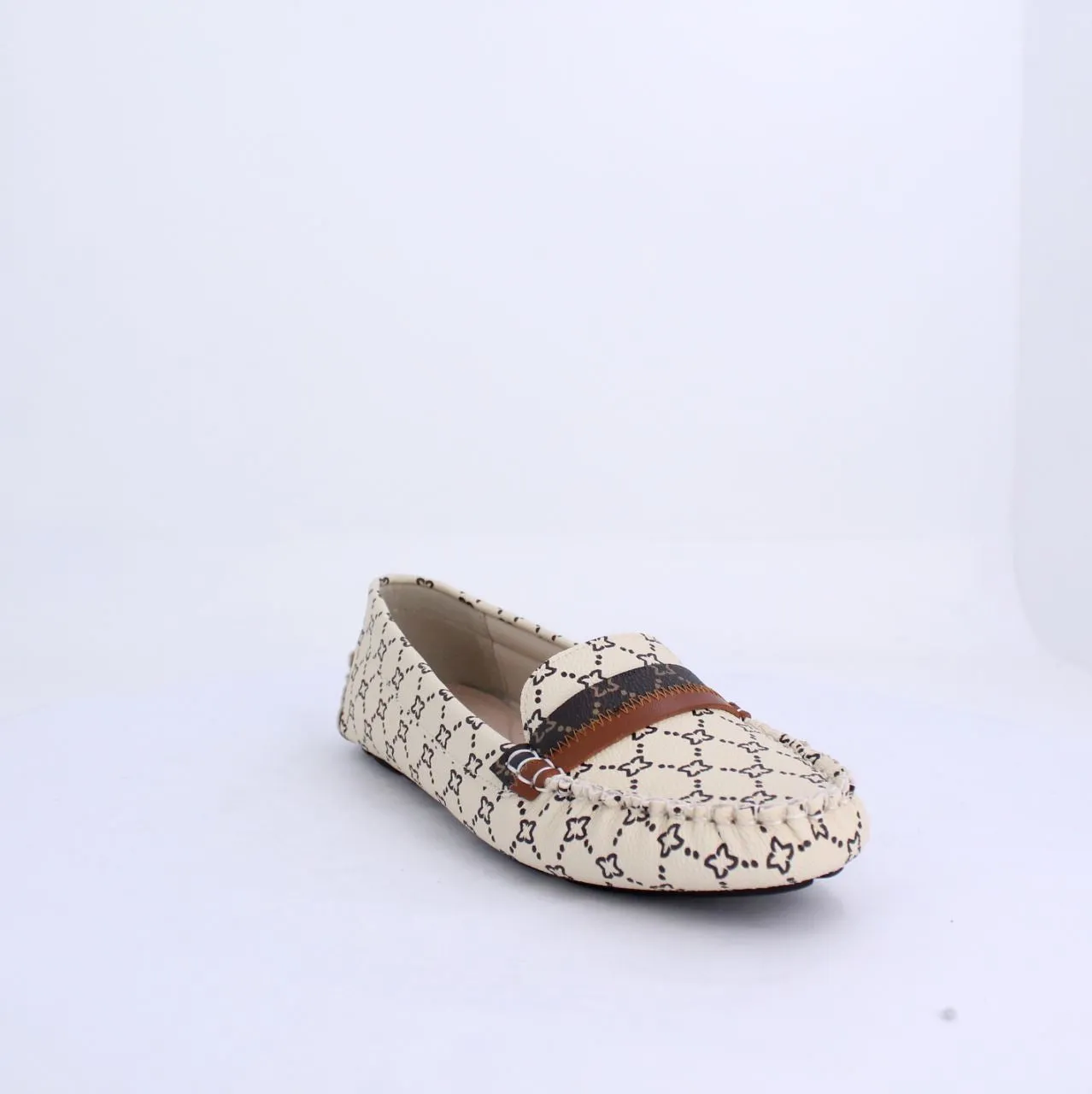 CAROLINA-MOCCASINS-FLATS-BEIGE