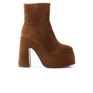 Daze Brown Suede