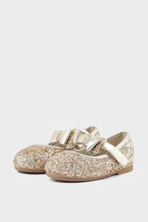 Girls Party Wear Pumps Q10001-Golden