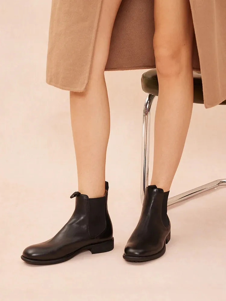Gwen Calfskin Leather Chelsea Boots