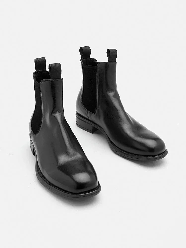 Gwen Calfskin Leather Chelsea Boots