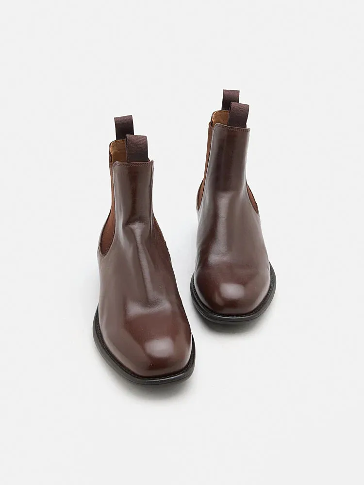 Gwen Calfskin Leather Chelsea Boots