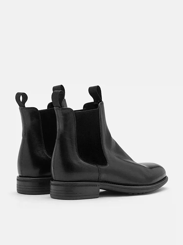 Gwen Calfskin Leather Chelsea Boots