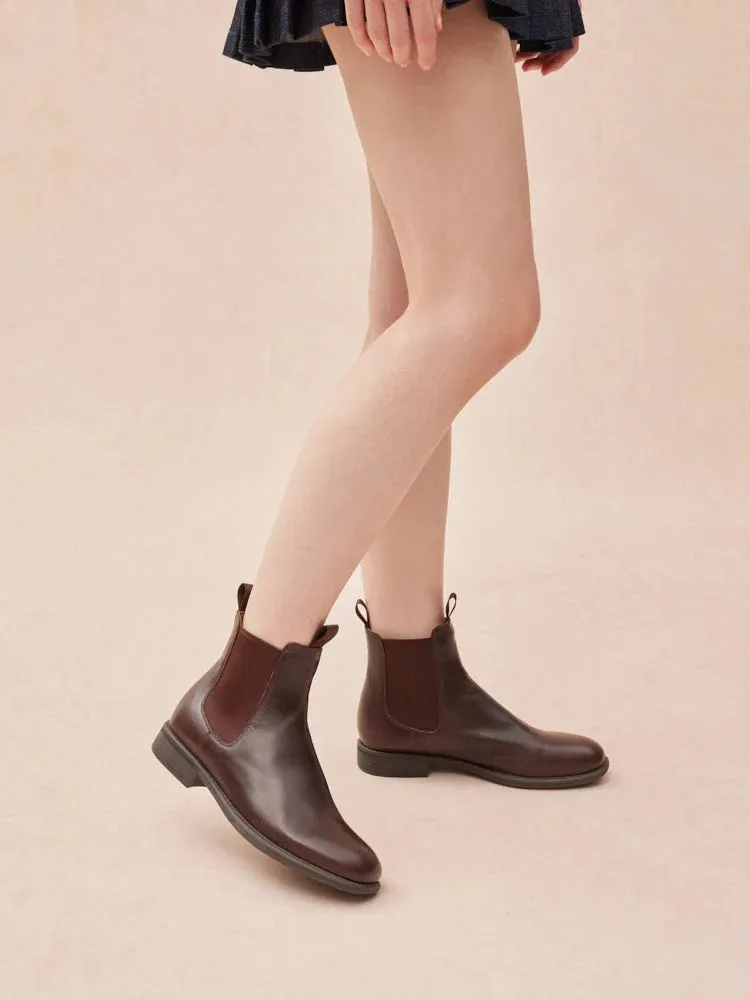 Gwen Calfskin Leather Chelsea Boots