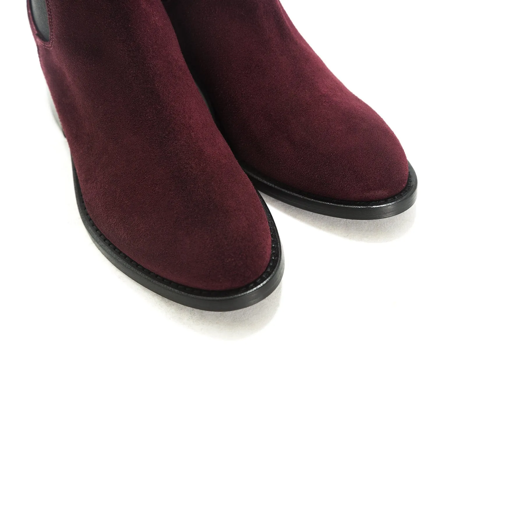 Larabee Plum Suede