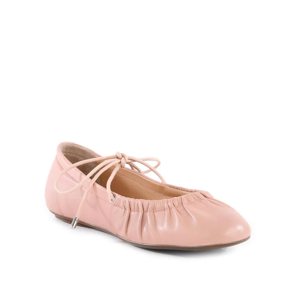 Oh Darling Flat