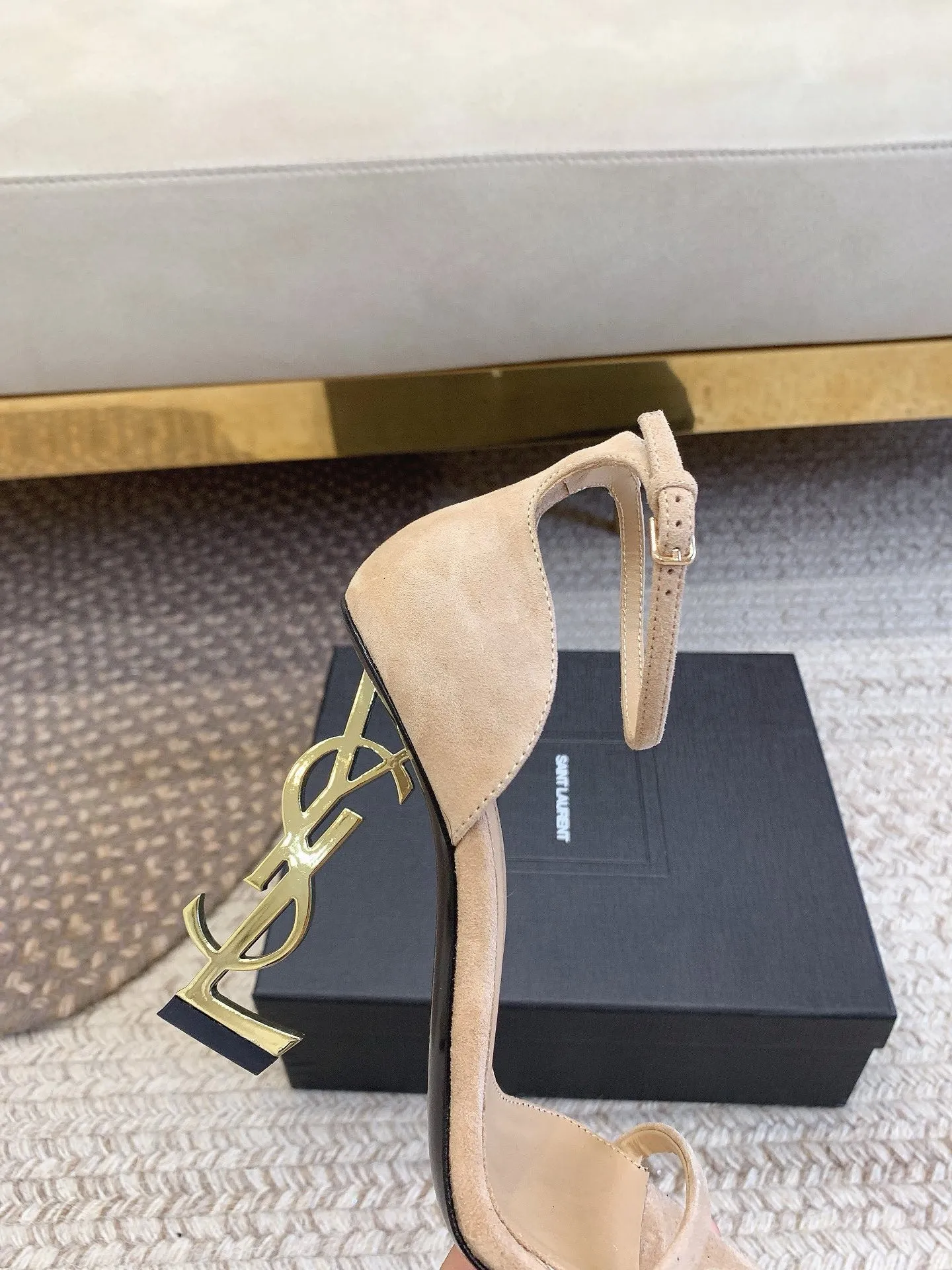 SE1354 Opyum Sandals / Size5-9