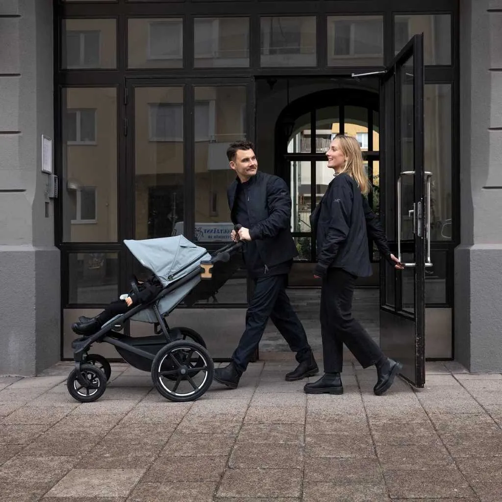 THULE URBAN GLIDE 4-WHEEL WITH CYBEX CLOUD T AND BASE T TRAVEL SYSTEM